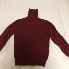 【未使用】UNIQLOタートルネックニットのサムネイル