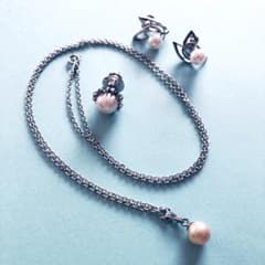 Pearl necklace, earrings, and pins 3-piece set, Showa retro accessories