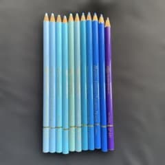 ホルベイン　青色の色鉛筆セットのサムネイル