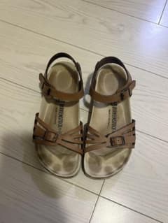 ✨グアムで購入✨夏用サンダルのサムネイル