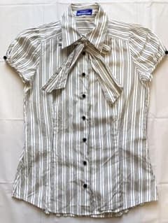 ＊りりさん専用＊BURBERRY BLUE LABEL ストライプリボンシャツのサムネイル