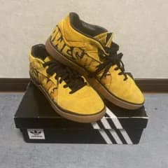 Fucking Awesome* adidas Tyshawn スニーカーのサムネイル