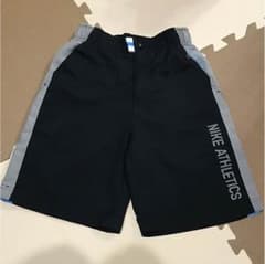 ナイキ ハーフパンツのサムネイル