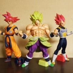 ドラゴンボール　フィギュア　3体のサムネイル