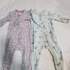 ayaa様専用！　ベビーギャップ　ロンパース2点セットのサムネイル