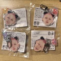 TREASURE ヒョンソク 顔アクキー カプセルトイ 喜怒哀楽 コンプリートのサムネイル