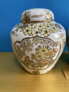 未使用品 伊万里焼(GOLD IMALI)手描き 花生・壺(海外輸出向け？) 献上手古伊万里焼】花瓶 染錦本金青海波虎王図 花瓶・フラワースタンド