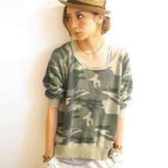 迷彩柄ビックカットソーのサムネイル