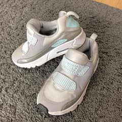 NIKE ナイキ　エアマックス タイニーのサムネイル