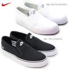 NIKE スリッポンのサムネイル