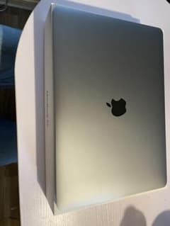 MacBook Air (Retinaディスプレイ, 13-inch, 202…のサムネイル