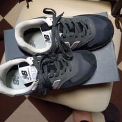 new balance574のサムネイル