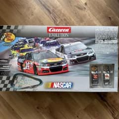 Carrera EVOLUTION NASCAR セットのサムネイル