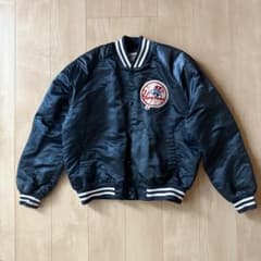 80's ChalkLineヤンキーNEW YORK YANKEES スタジャン - メルカリ
