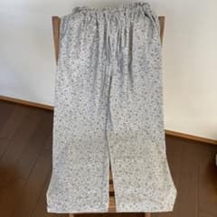 ガールズパンツ　150cmのサムネイル