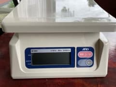 中古デジタルはかりのサムネイル