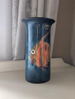 昭和レトロ ヴィンテージ 魚の絵柄 青いフラワーベース 陶器 25cm