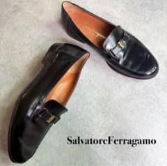 Salvatore Ferragamo ヴァラリボンレザースリッポン7D SalvatoreFerragamo ヴァラリボン ローファー ブラック 9 - メルカリ