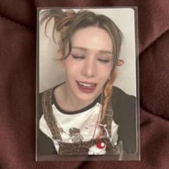 ウムティ wumuti xlov 封入トレカ complete edition - メルカリ