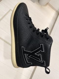 LOUIS VUITTON ハイカットスニーカー ブラックのサムネイル