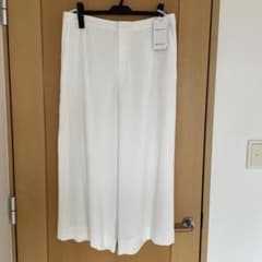 INDIVI ワイドパンツ ホワイト 未使用のサムネイル