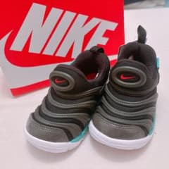 NIKE ダイナモ フリー 13.0cm 新品未使用のサムネイル