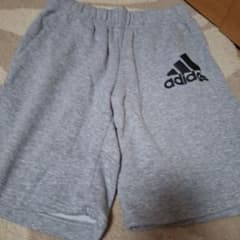 adidasハーフパンツのサムネイル