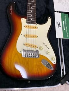 希少G&L USA ジョージ・フラートンシグネチャー レガシーストラト