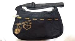 LeSportsac ショルダーバッグ ブラック ゴールドチャーム柄のサムネイル