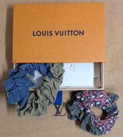 新品同様】ルイヴィトン モノグラム デニムシュシュ | ซื้อที่ Mercari