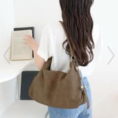 CIAOPANIC TYPY チャーム付きワンハンドルベルトデザインバックのサムネイル