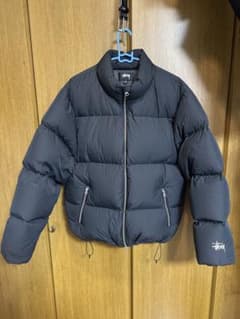 Stussy 黒 ダウンジャケット Mのサムネイル