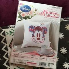 クロスステッチししゅうキット  ミニクッション(ミニーマウス)のサムネイル