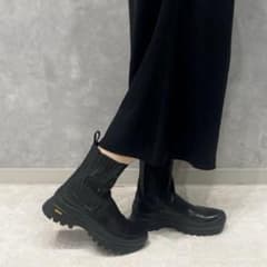 みやび様専用 LE TALON レザー ブーツ vibramソールのサムネイル