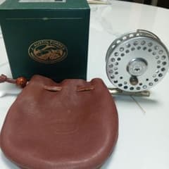 JAUSTIN FORBES MADE IN ENGLAND フライリールのサムネイル