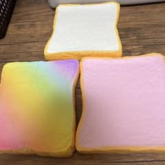 ブルーム スクイーズ 牛乳ひたしパン クリームパンのサムネイル