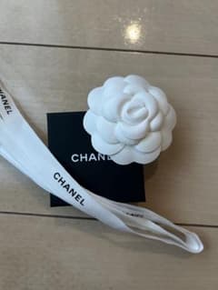 現行品CHANEL ピアスケース 空箱 リボン カメリア ④ - メルカリ
