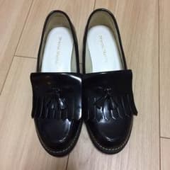 ローファーのサムネイル