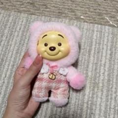 くまのプーさん ピンクの着ぐるみ ぬいぐるみ キーホルダーのサムネイル