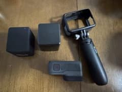 【超豪華セット】GoPro HERO5 バッテリー6個 充電器2個 スタンド付のサムネイル