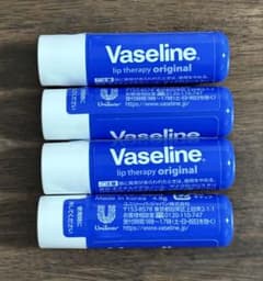 Vaseline Lip Therapy Original 4本セットのサムネイル