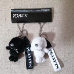 USJ限定 PEANUTS スヌーピー キーチェーンセット - メルカリ