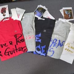 UNIQLO ラブ&ピース Tシャツ 5枚セットのサムネイル