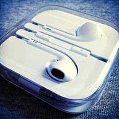 iphone 純正品 シール付きのサムネイル