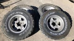 ジムニー　ja11 jb23  ホイール　純正逆履き　235/85/R16のサムネイル