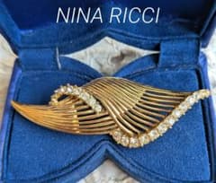 NINA RICCI ニナリッチ ゴールドカラー ラインストーン ブローチ 