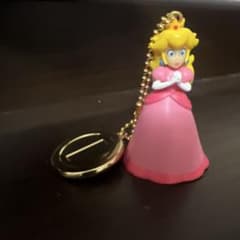 [USJ限定]キーチェーン　ピーチ姫のサムネイル
