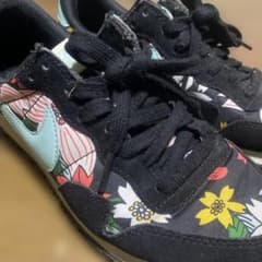 NIKE 極 美品✨ Nike エア 花柄のサムネイル
