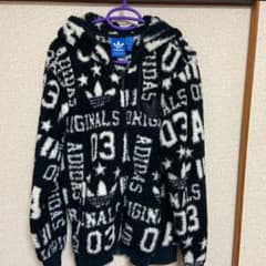 アディダスオリジナル パーカーのサムネイル