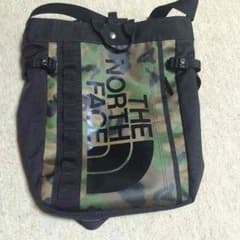 送料込み ノースフェイス リュックのサムネイル